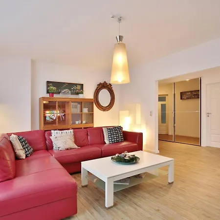 Residenz Poststrasse 12 Residenz Poststrasse 12 1 * Timmendorfer Strand